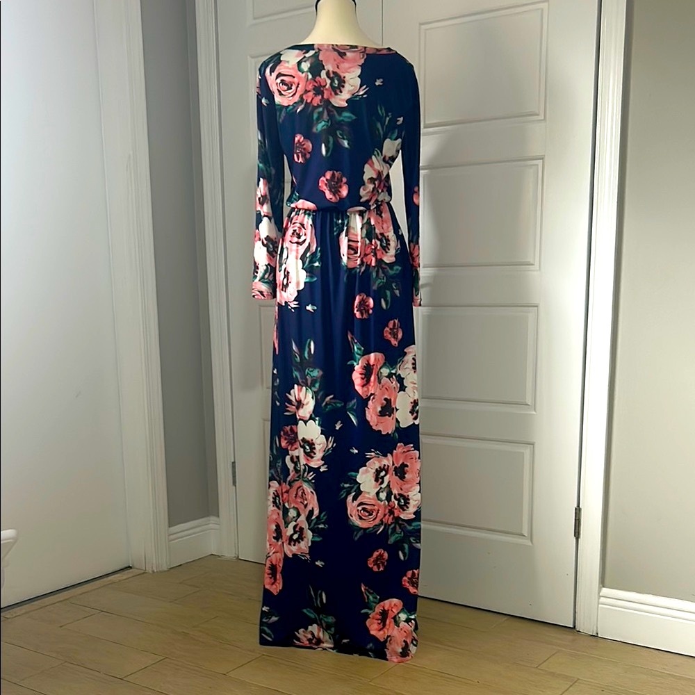 Navy/Pink Floral Maxi Dress with Long Sleeves and Pockets - Picture 4 of 6